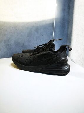 Nike AIR 270 All-Black Athletic Sneakers
